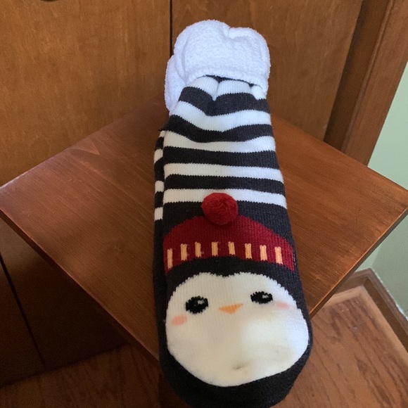 LEGALE- Keep your Merry Socks On! - Picture 5 of 9